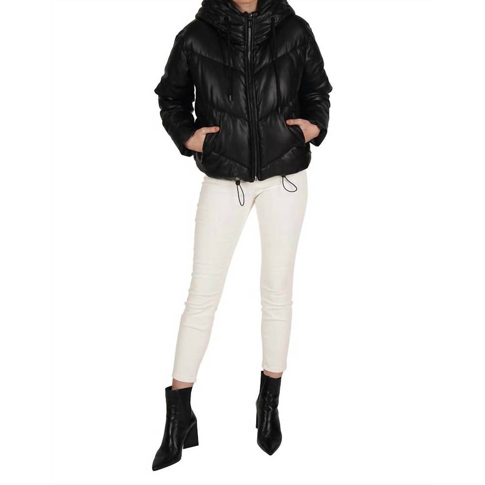 NEW LOVE TOKEN puffer jacket in black